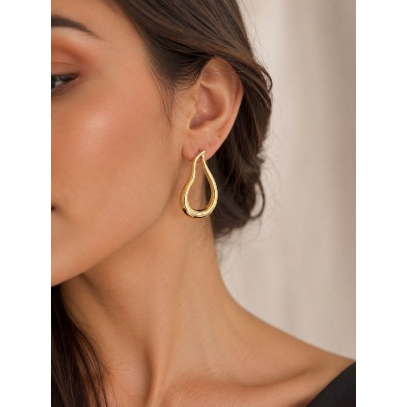 Brinco Gota Banhado a Ouro 18k